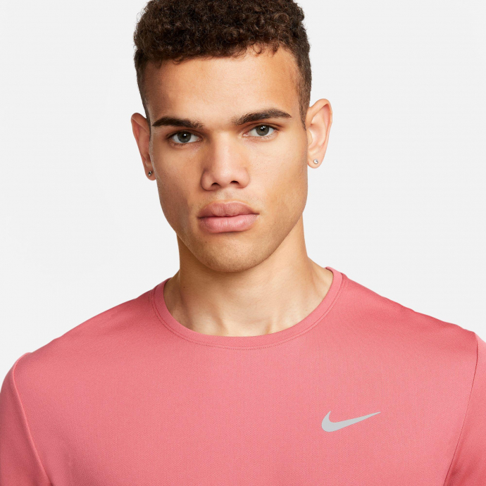 T-shirt Nike Miler